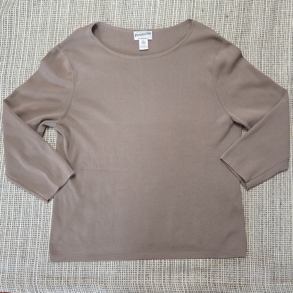 Pendleton Women's Taupe Crewneck Long Sleeve Top